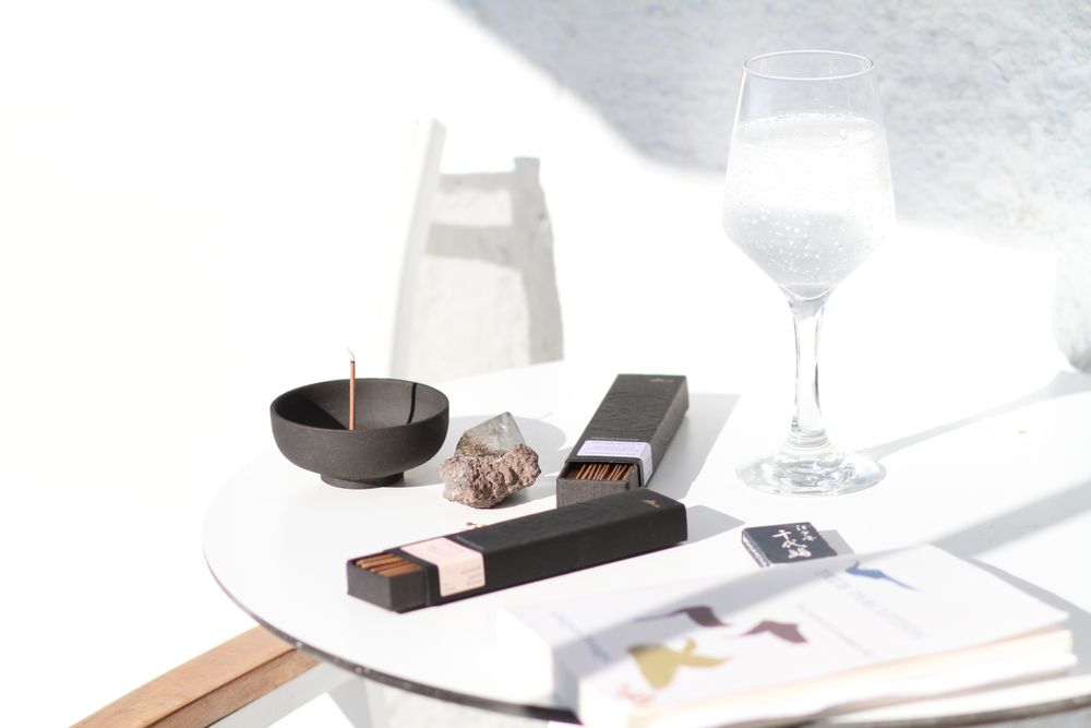 Design objects - Ostara (magnolia bark, sandalwood) Plant-based Incense Sticks - UME