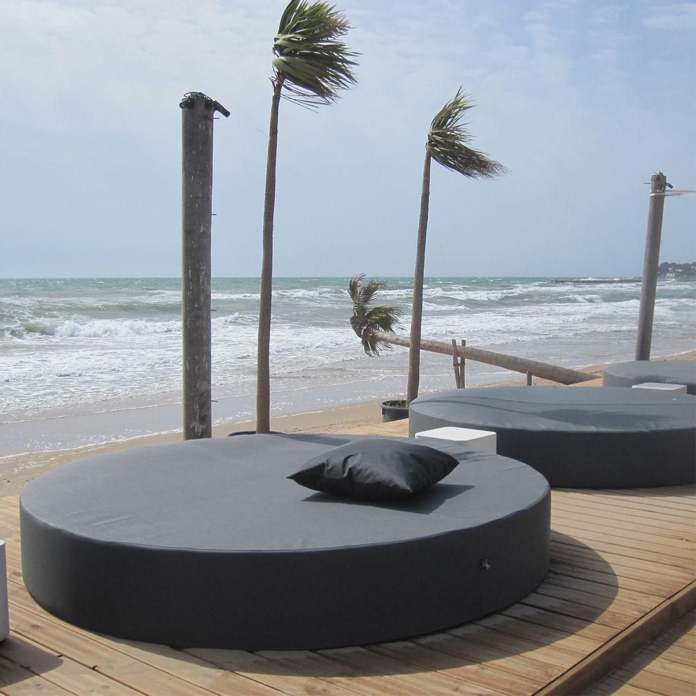 Lounge chairs - MAISSA | Outdoor round bed - COZIP