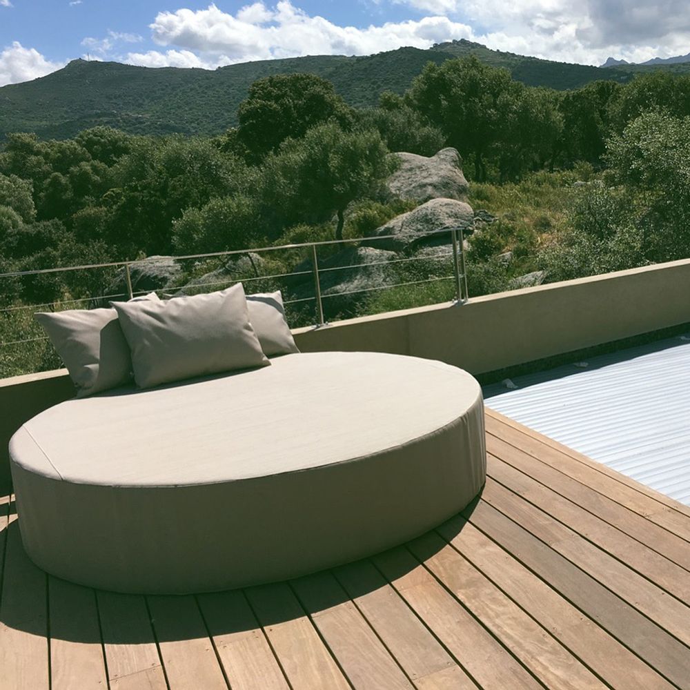 Lounge chairs - MAISSA | Outdoor round bed - COZIP