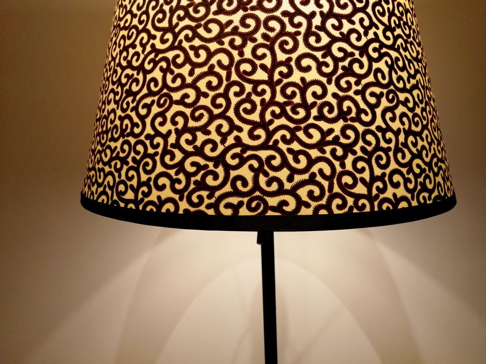 Cushions - Floor lamp and cushions - MATAPO
