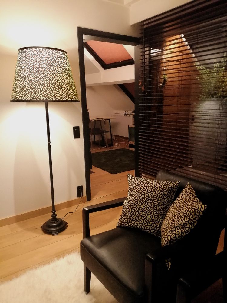 Cushions - Floor lamp and cushions - MATAPO
