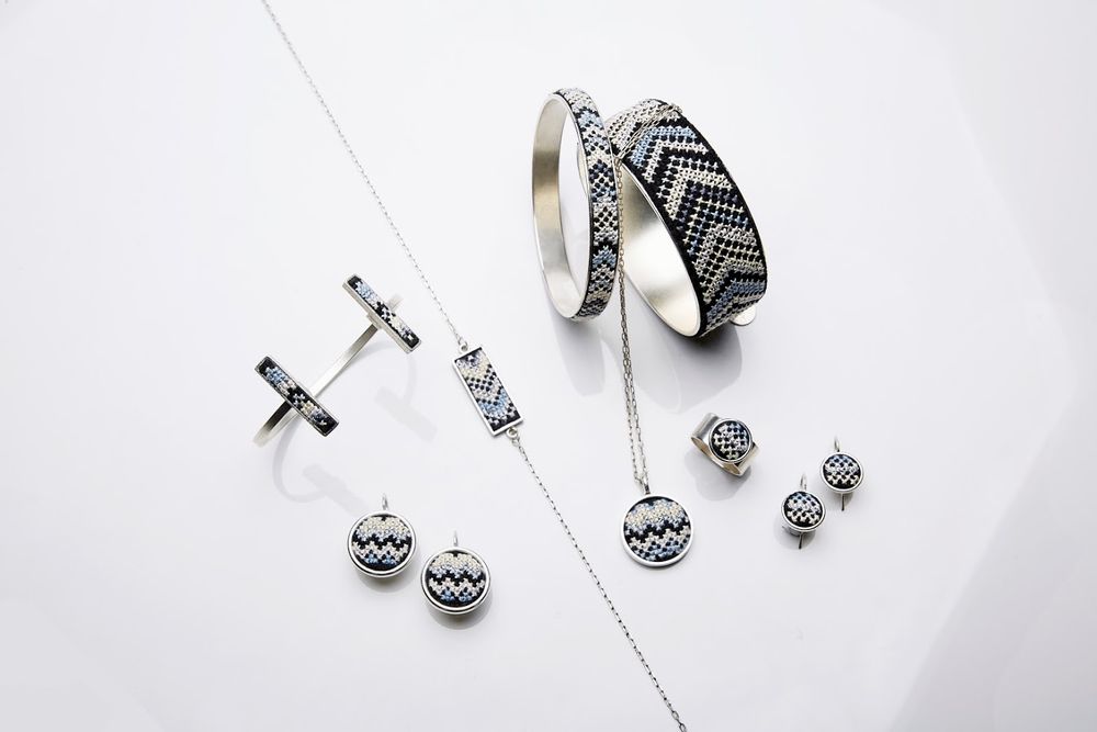 Jewelry - Earth Heir jewelry - UNHCR/MADE51