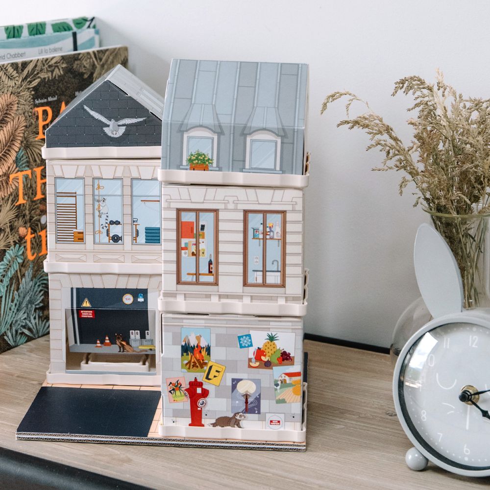 Toys - Children's Fire Station Toy - FABULABOX