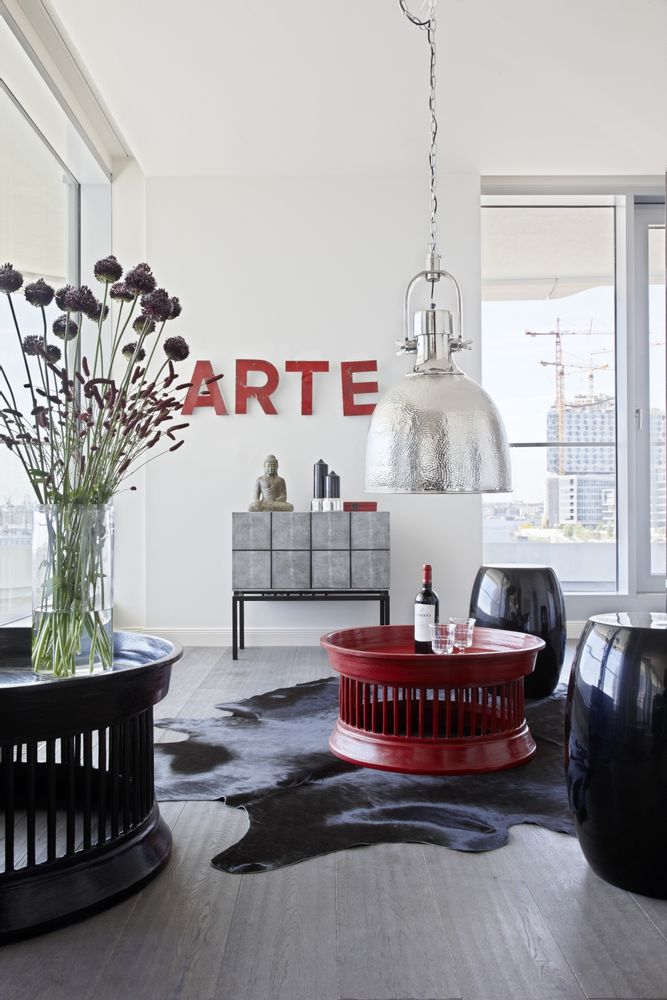 Buffets - Ebba Parfum 'Soft Linen' Bougie dans un récipient en lavendel avec couvercle en bois - LAMBERT