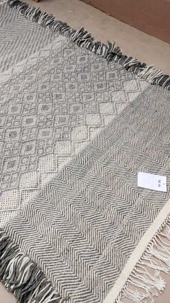 Other caperts - Moroccan Kilim Rug - Zanfi Pattern Flatweave - TASHKA RUGS