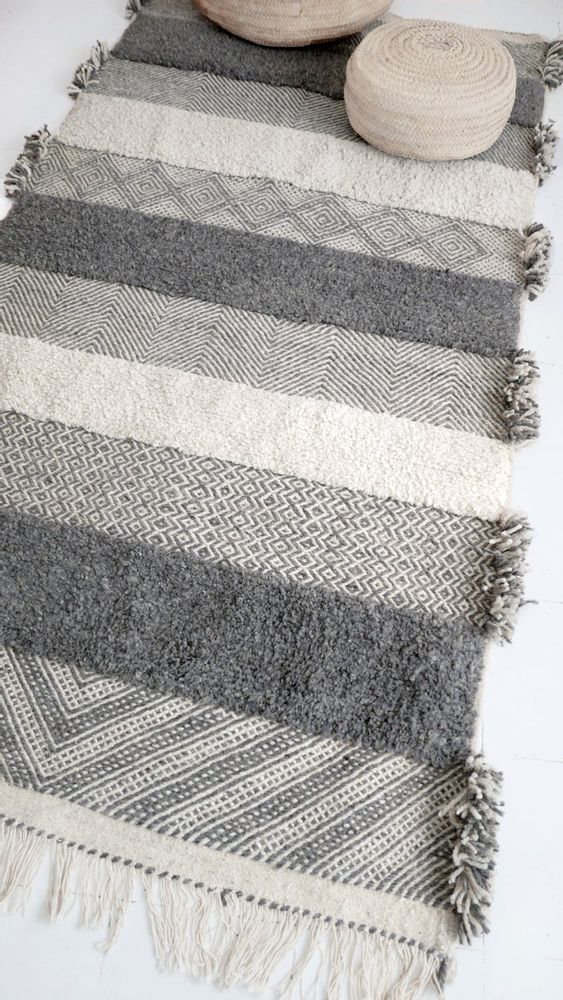Other caperts - Moroccan Kilim Rug - Zanfi Pattern Flatweave and knots - TASHKA RUGS