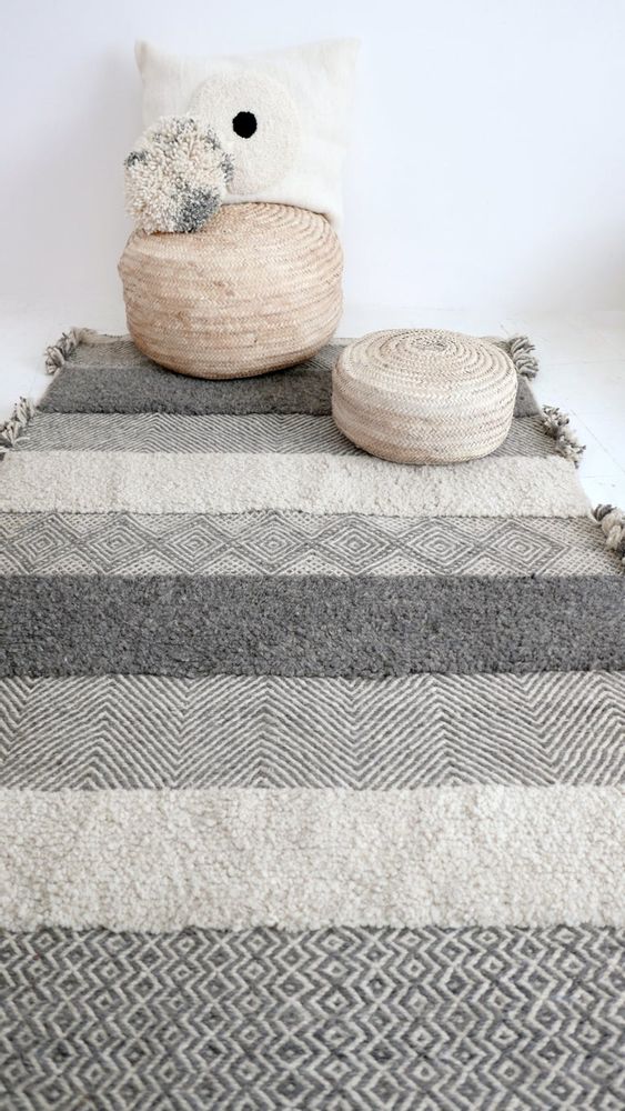 Other caperts - Moroccan Kilim Rug - Zanfi Pattern Flatweave and knots - TASHKA RUGS