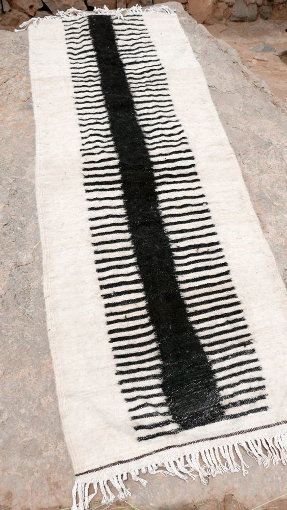 Autres tapis - Moroccan Kilim Rug - Minimal Runner - TASHKA RUGS