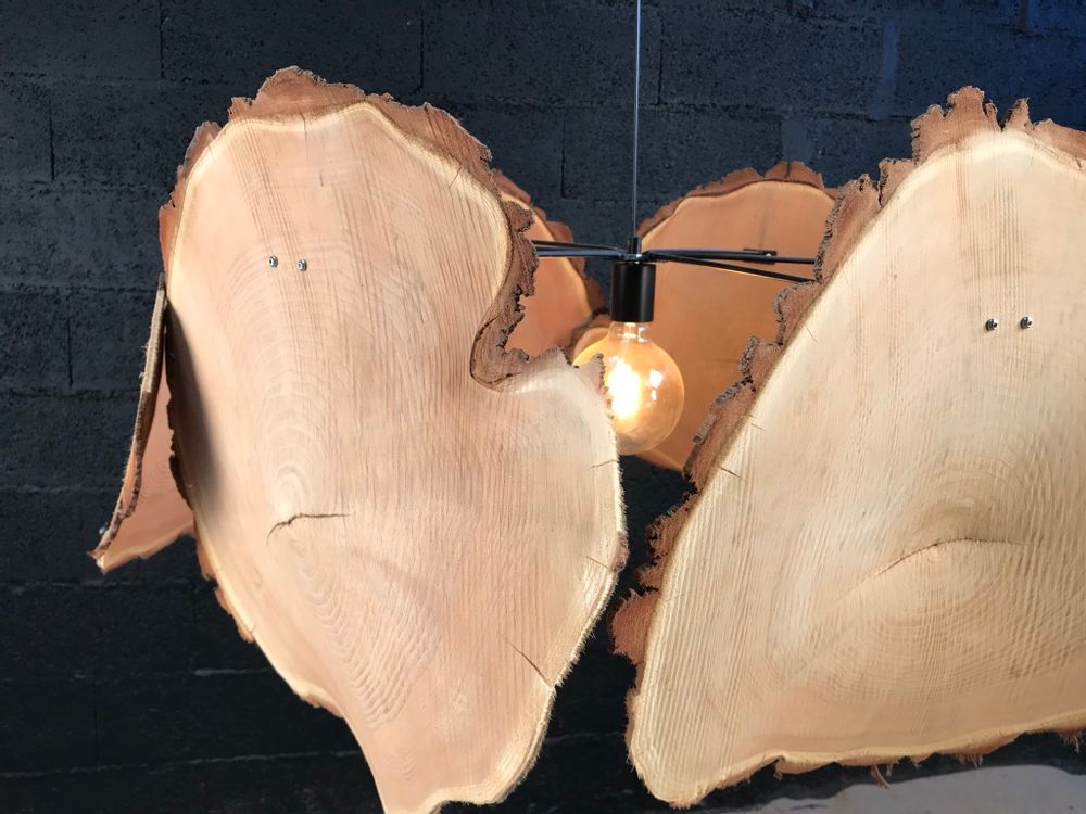 Objets de décoration - lustre en tranches de bois - DECO-NATURE