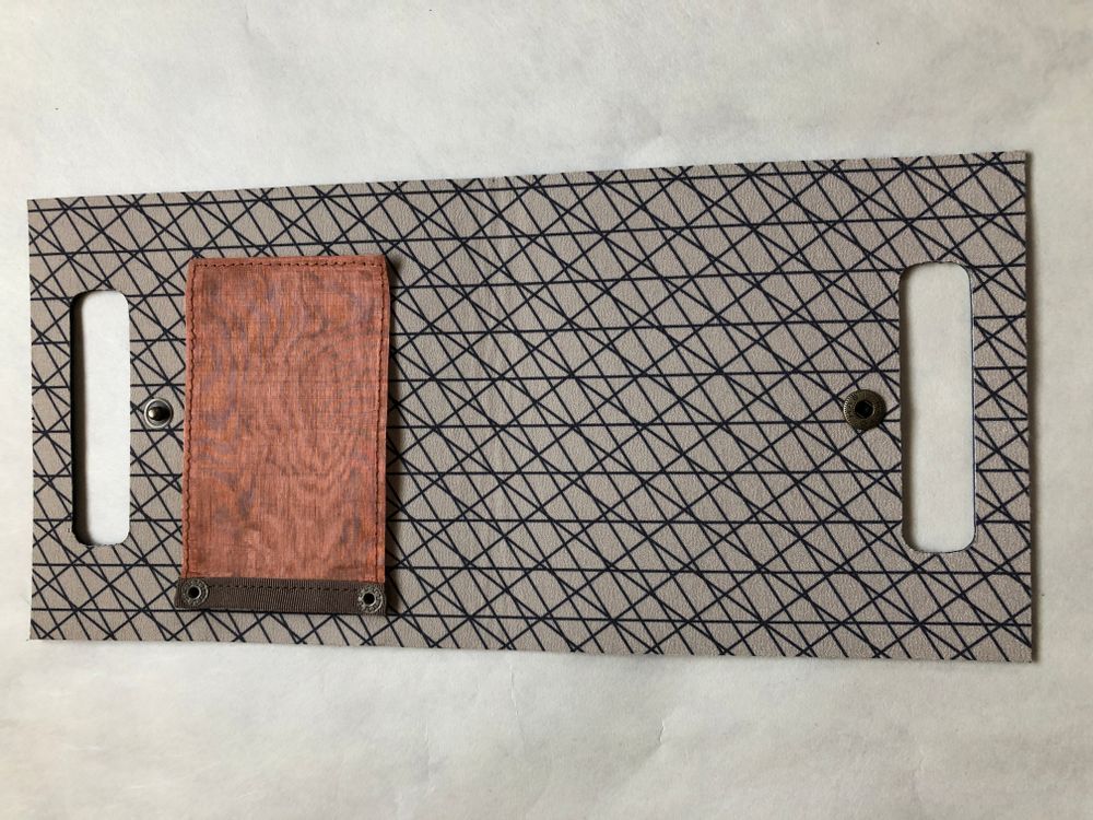Petite maroquinerie - Étui pour masque en cuir Edo & Monogram - WABI