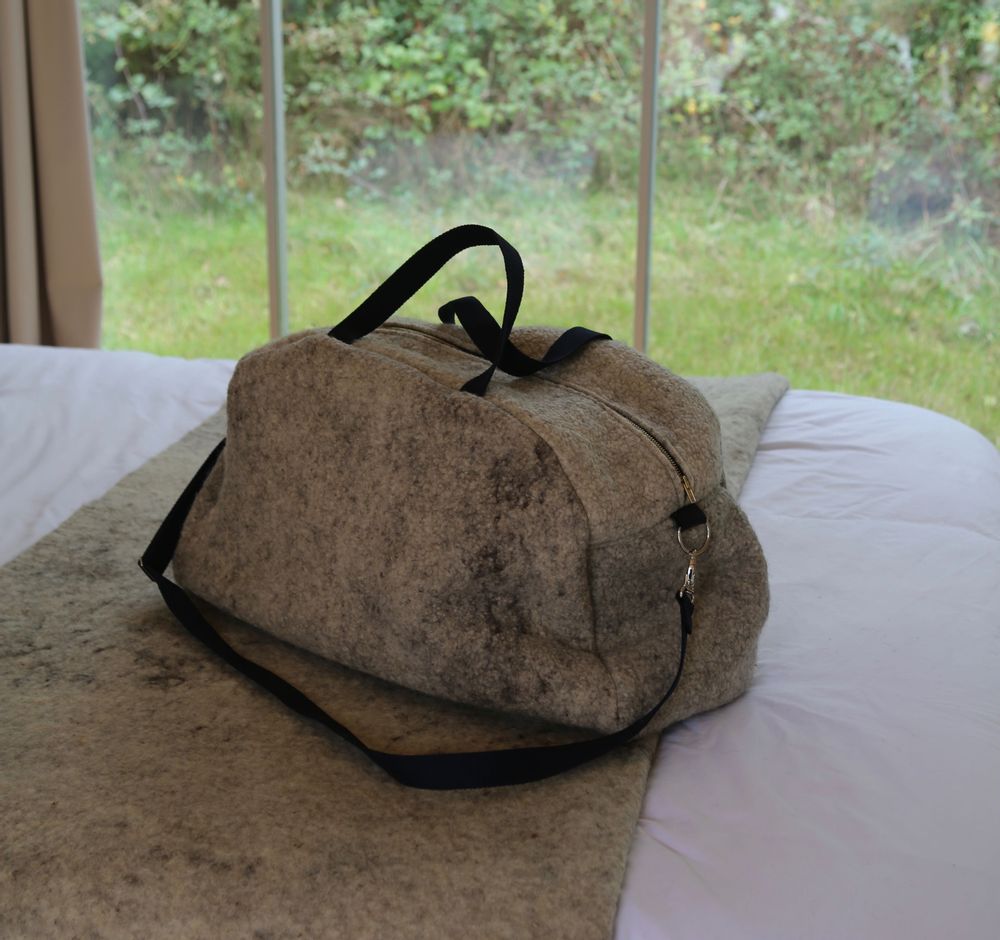 Objets de décoration - Sac week-end de forme "bowling". - HL- HELOISE LEVIEUX