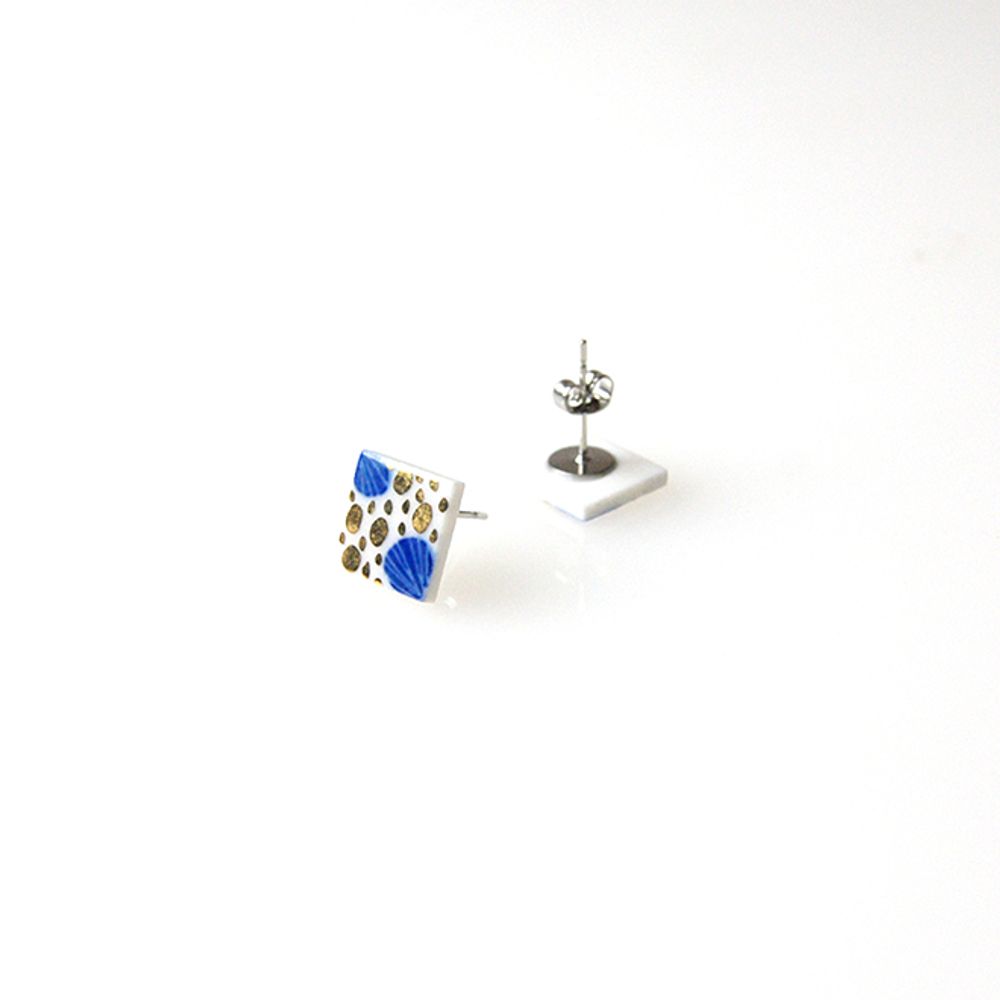 Gifts - TEGAKI "SUNAHAMA"【Hand-drawn "Sandy Beach"】Earrings - NANAYOSHA 2020