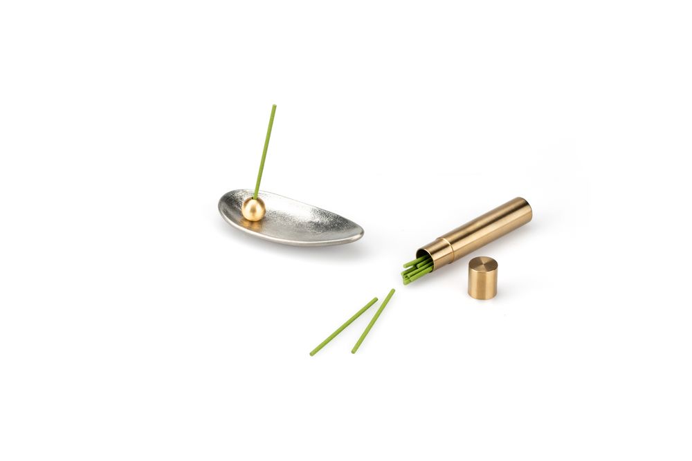 Decorative objects - Incense Burner Set brass/tin - Bamboo Leaf - with incense sticks - NOUSAKU