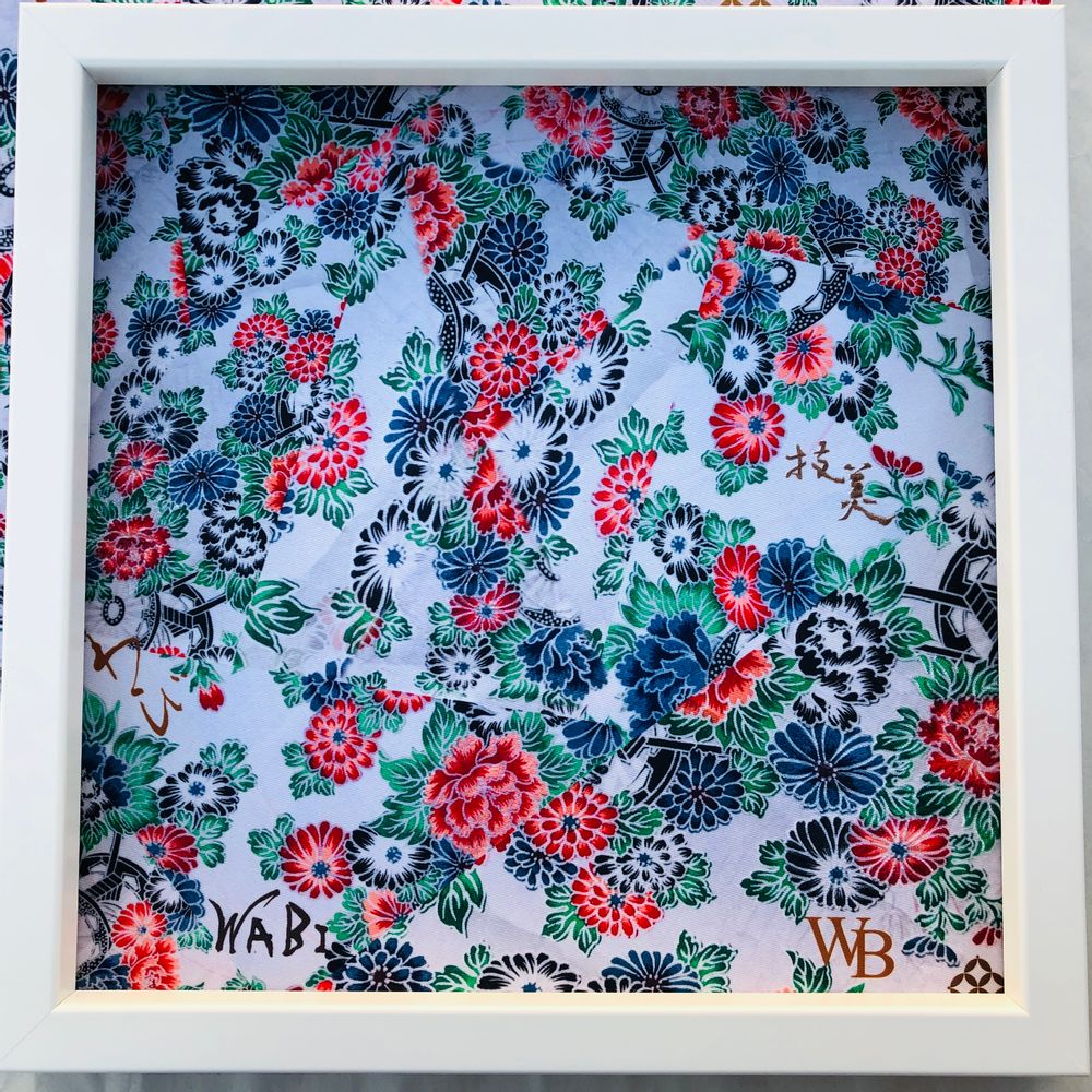 Objets de décoration - Panneau en tissu par broderie originale - WABI WORLD