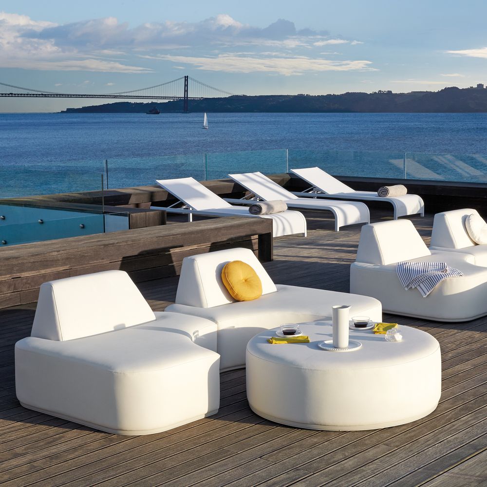 Sofas - Modular sofa with pouf Moon Island - MANUTTI
