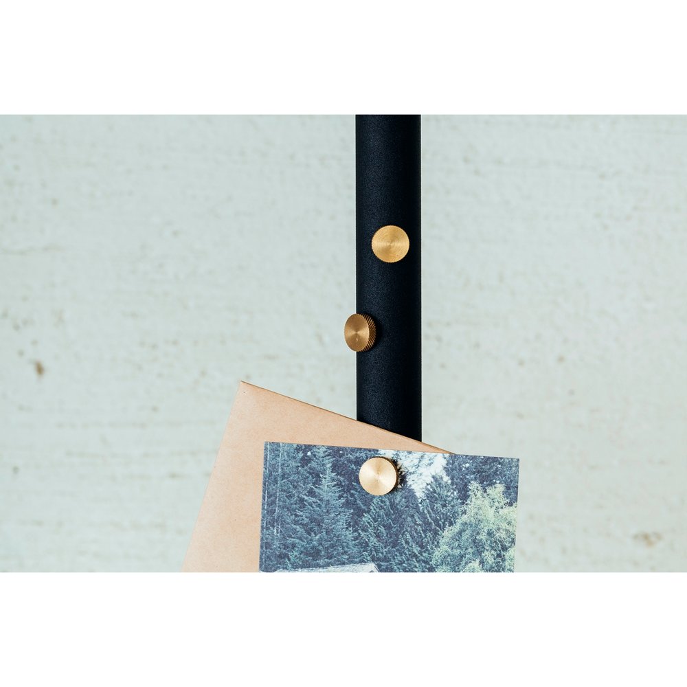 Wall ensembles - 010 Magnet - DRAW A LINE