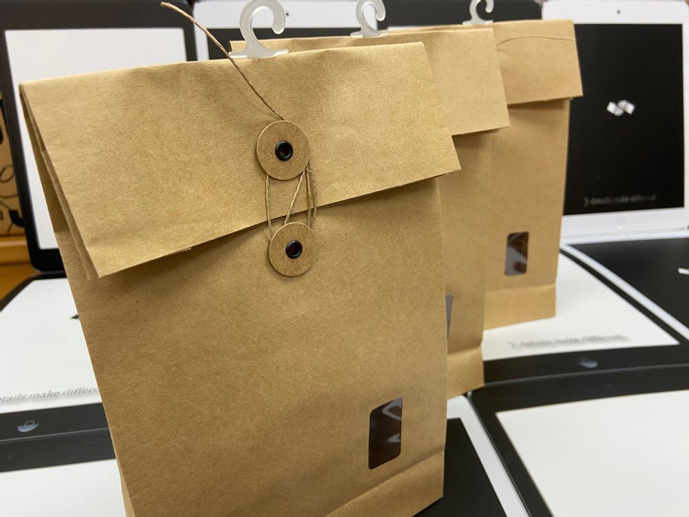 Caskets and boxes - Kraft Paper Bags Recycled Packaging - SHUN SUM GROUP LTD.
