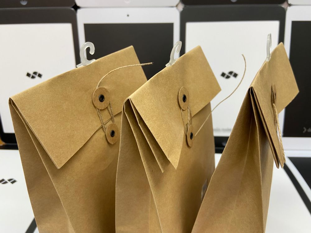 Caskets and boxes - Kraft Paper Bags Recycled Packaging - SHUN SUM GROUP LTD.
