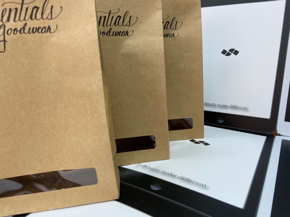 Caskets and boxes - Kraft Paper Bags Recycled Packaging - SHUN SUM GROUP LTD.