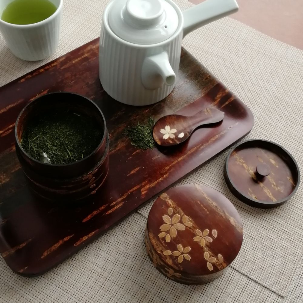 Tea and coffee accessories - Wooden Tea caddy "Sakura" - TOMIOKA