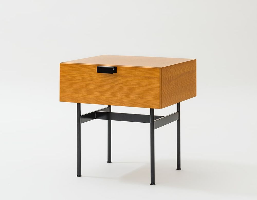 Chests of drawers - Side Table - METROCS