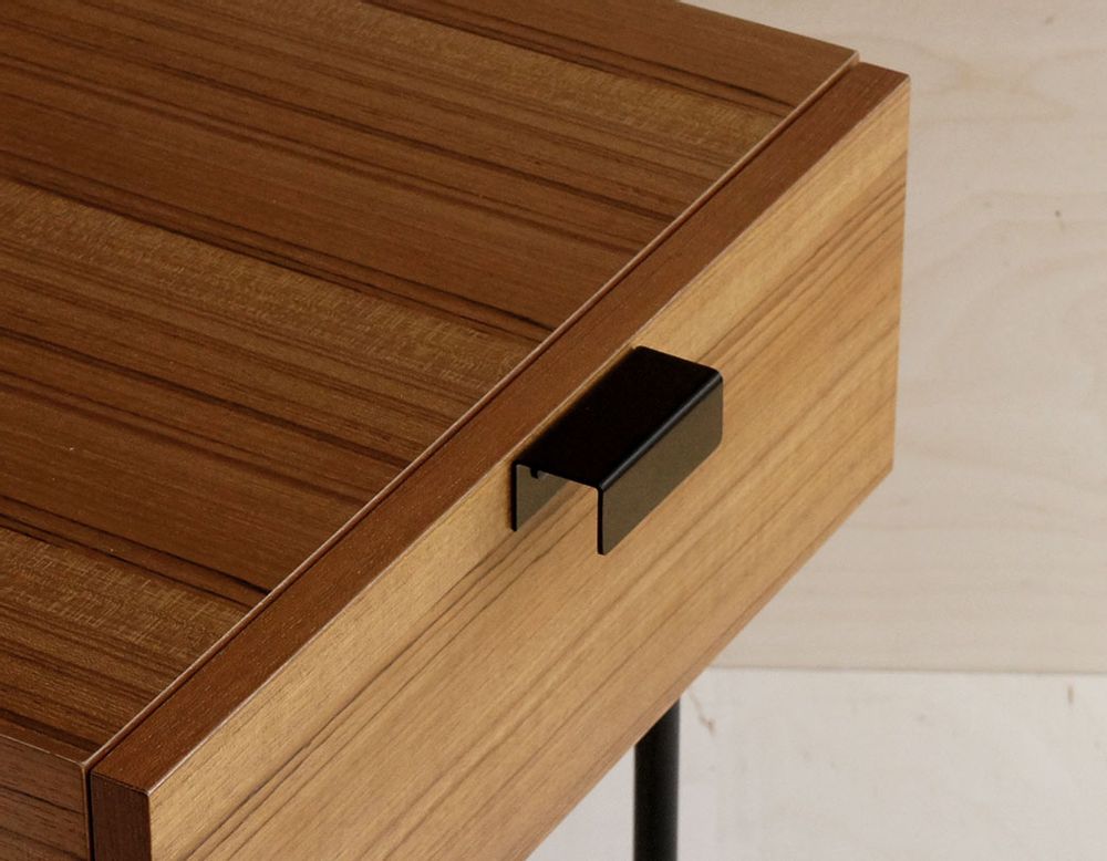 Chests of drawers - Side Table - METROCS