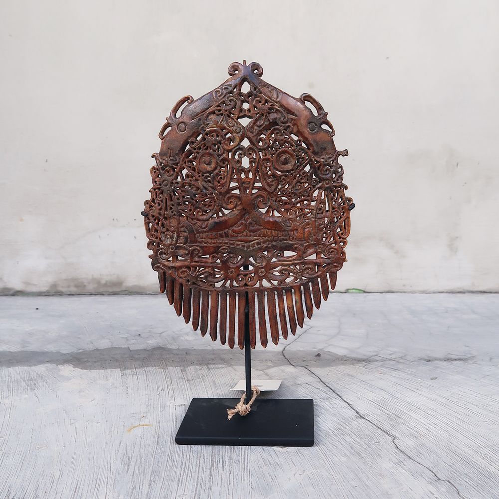 Accessoires cheveux - Peigne à cheveux sculpté Bornéo - NYAMAN GALLERY BALI
