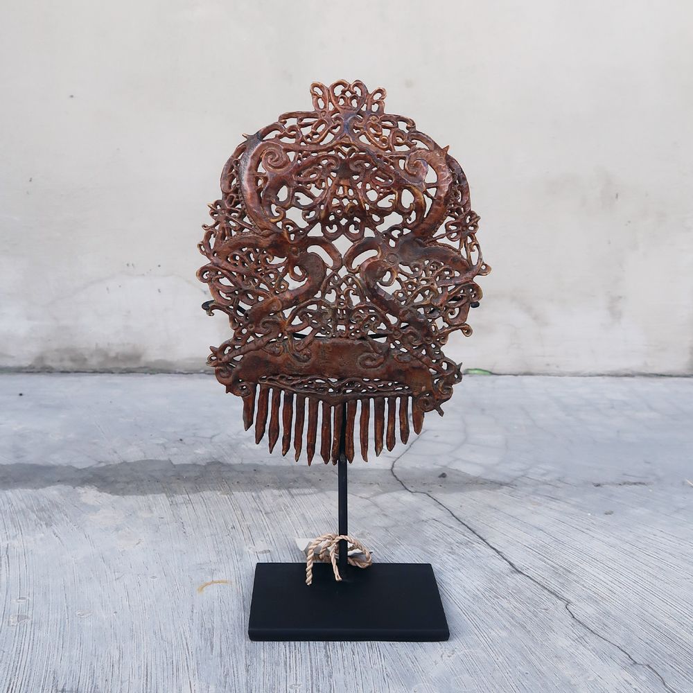 Accessoires cheveux - Peigne à cheveux sculpté Bornéo - NYAMAN GALLERY BALI