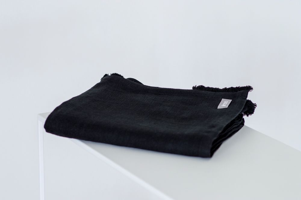Decorative objects - nigrum blanket - LINOO
