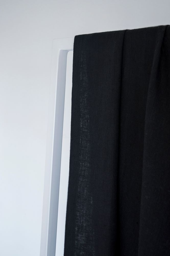 Decorative objects - nigrum blanket - LINOO