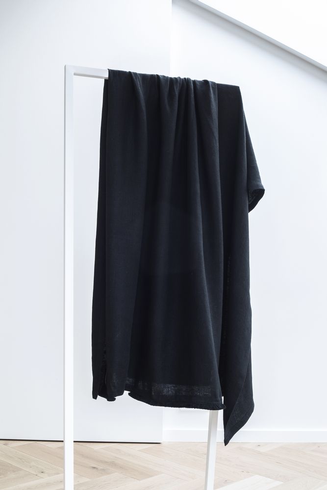 Decorative objects - nigrum blanket - LINOO