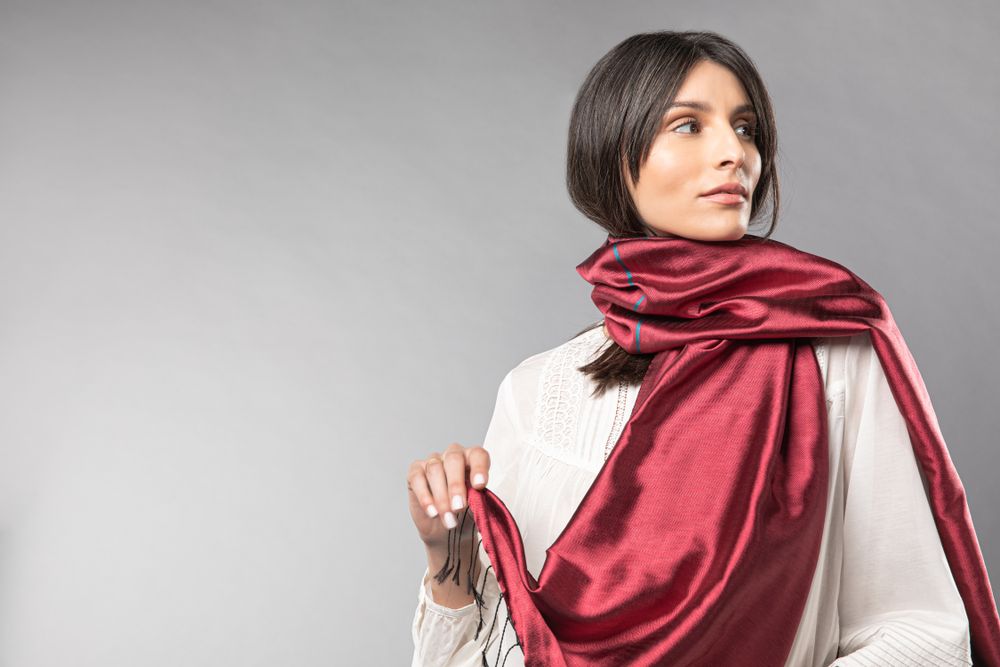 Scarves - Flamme d'Amour - Fine Silk Scarf - N S I J A