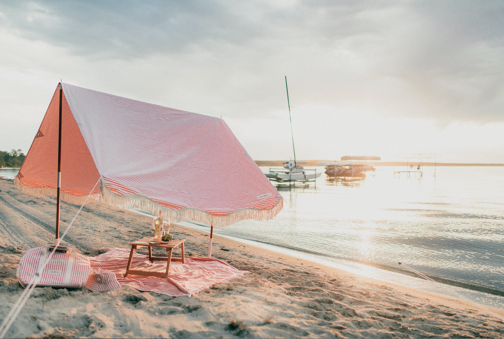 Sunshades - PREMIUM TENT - BUSINESS & PLEASURE CO.