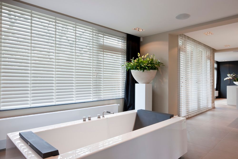 Curtains and window coverings - JASNO BLINDS - Venetian blind wood in the bathroom, kitchen or spa - JASNO