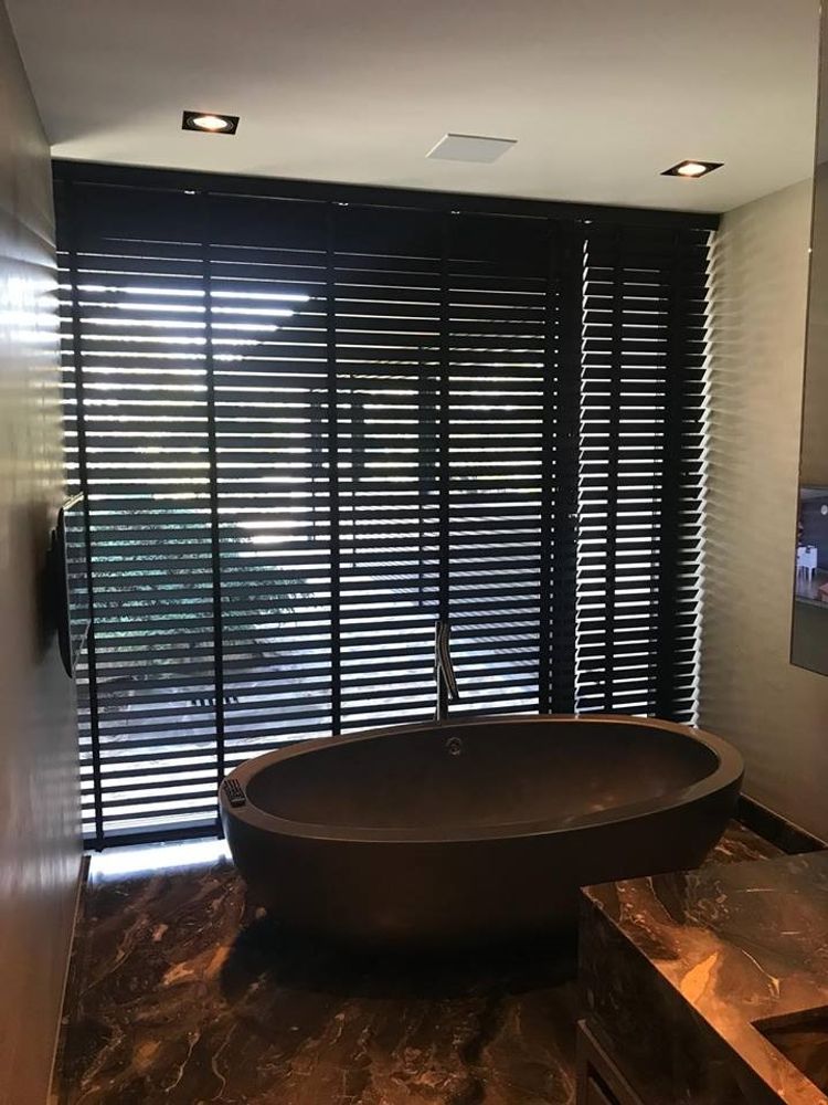 Curtains and window coverings - JASNO BLINDS - Venetian blind wood in the bathroom, kitchen or spa - JASNO