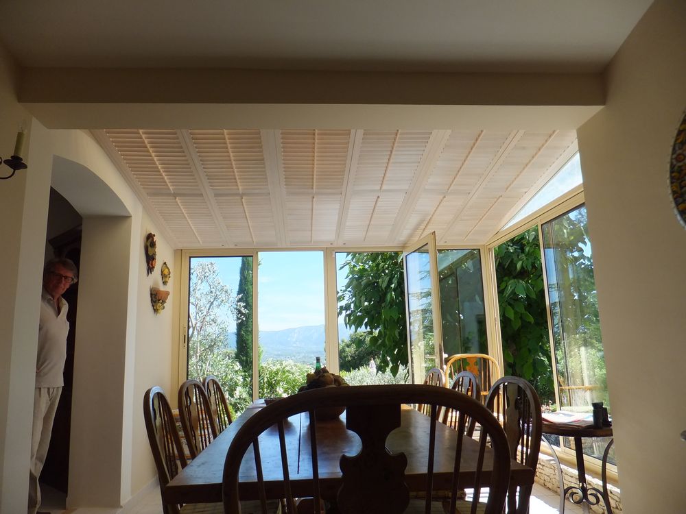 Objets design - JASNO SHUTTERS - volet intérieur à persiennes orientables en verrière et puit de lumière - JASNO