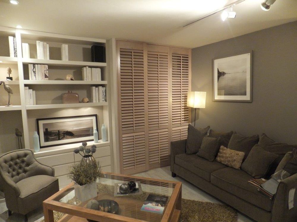 Walk-in closets - JASNO SHUTTERS - interior shutter with adjustable blinds in Closet and Dressing Doors - JASNO