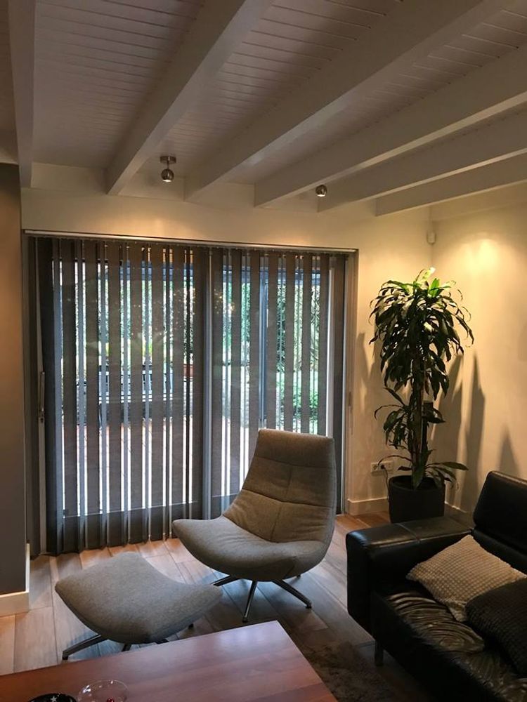 Curtains and window coverings - JASNO SWINGS - Californian vertical strip blinds with 3D effect - JASNO