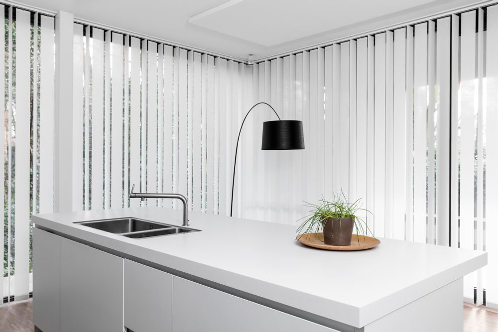 Curtains and window coverings - JASNO SWINGS - Californian vertical strip blinds with 3D effect - JASNO