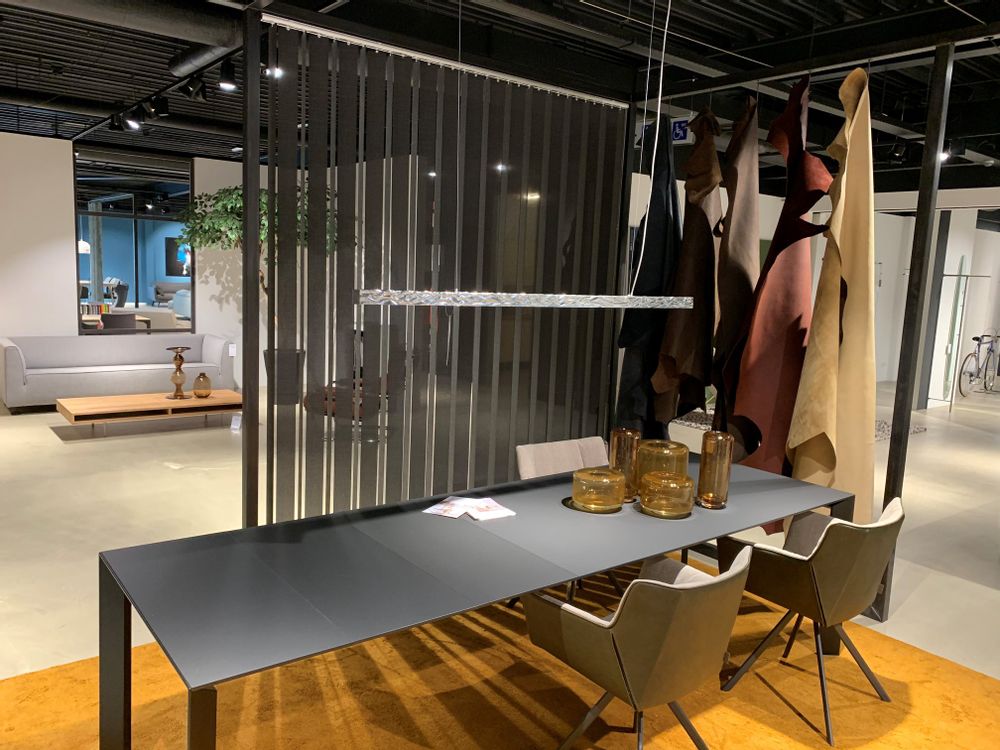 Curtains and window coverings - JASNO SWINGS - Californian vertical strip blinds with 3D effect - JASNO