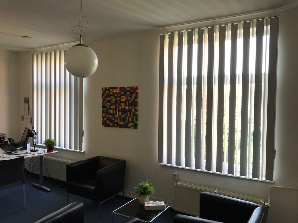 Curtains and window coverings - JASNO SWINGS - Californian vertical strip blinds with 3D effect - JASNO