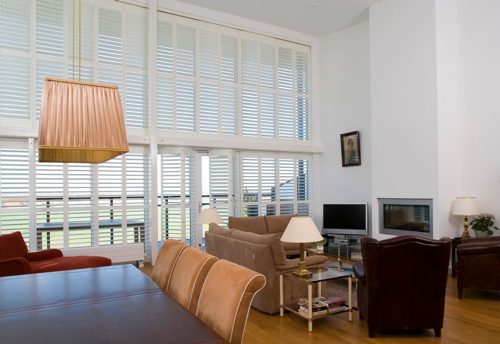 Wall ensembles - JASNO SHUTTERS - interior shutter with adjustable shutters in living, living room and dining room - JASNO