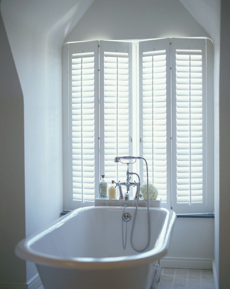 Mounting accessories - JASNO SHUTTERS - interior shutter with adjustable blinds in bathroom - JASNO