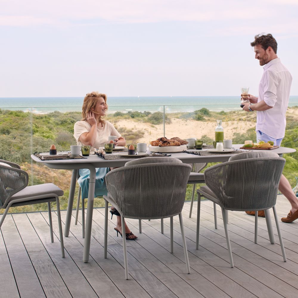 Dining Tables - Minus outdoor dining table, 6+2 persons - MANUTTI