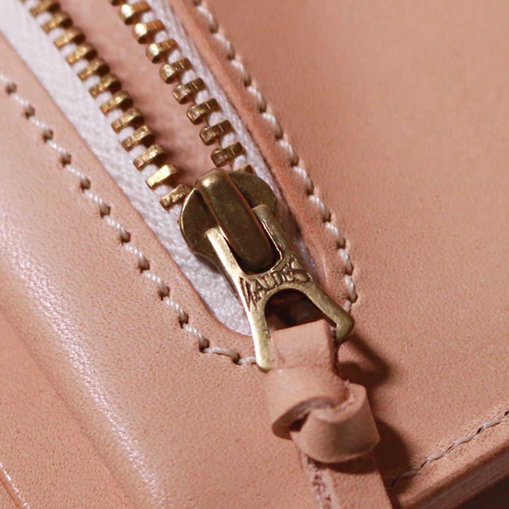 Leather goods - Travelers purse - THE SUPERIOR LABOR