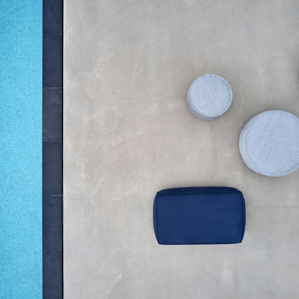 Outdoor decorative accessories - Outdoor pouf Touch - MANUTTI