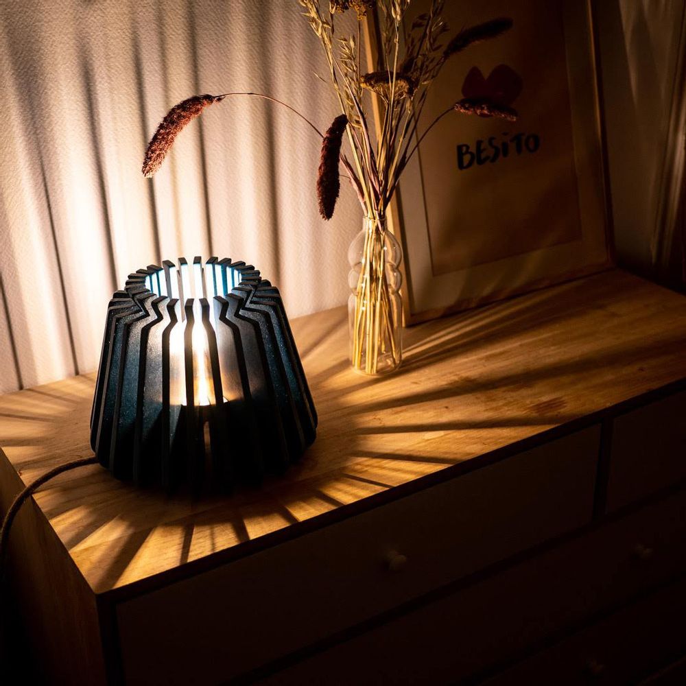 Table lamps - Léontine, the character - L'ATELIER DES CREATEURS