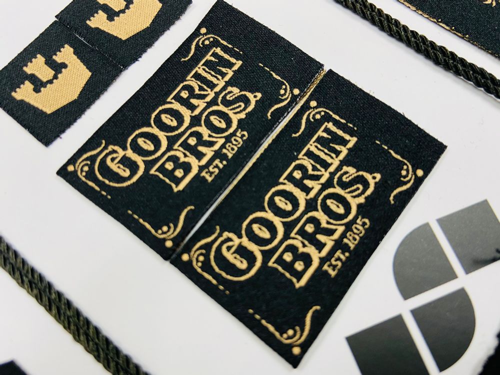 Bed linens - Product woven label - SHUN SUM GROUP LTD.