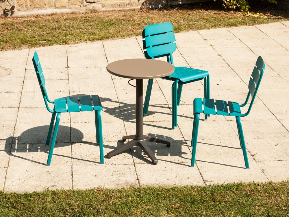 Dining Tables - Alicante round bistro table aluminium mocha\ green bistro. - EZEÏS