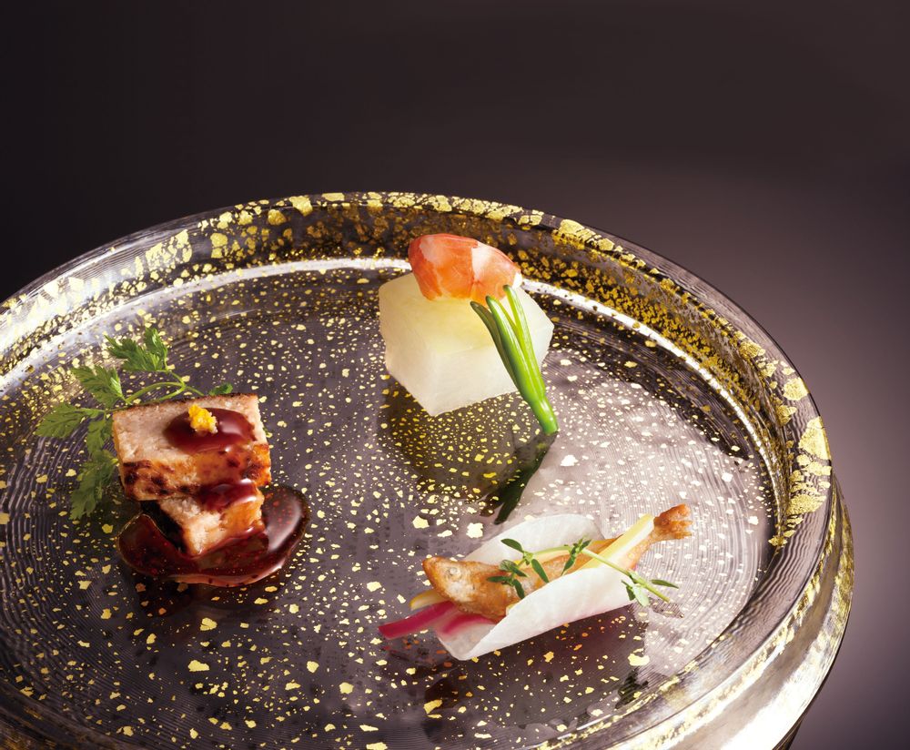 Glass - "GLACE" Master Craftmanship Japanese 24K Real Gold Glass Plate - Good Design Award Winner 2017 - TOYO-SASAKI GLASS